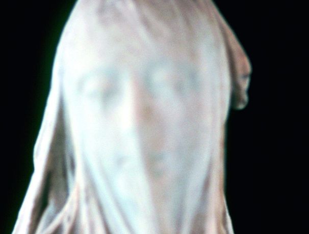 Nan Goldin《This Will Not End Well》：一场关于亲密、创伤与自我探索的影像之旅