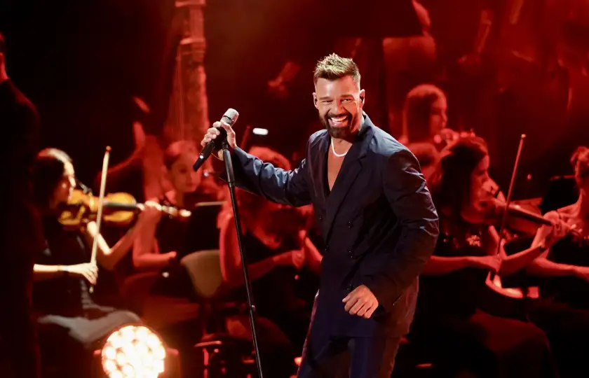 Ricky Martin 2025 演唱会《Starlite Madrid》马德里站来了：拉丁天王现场燃爆全场！
