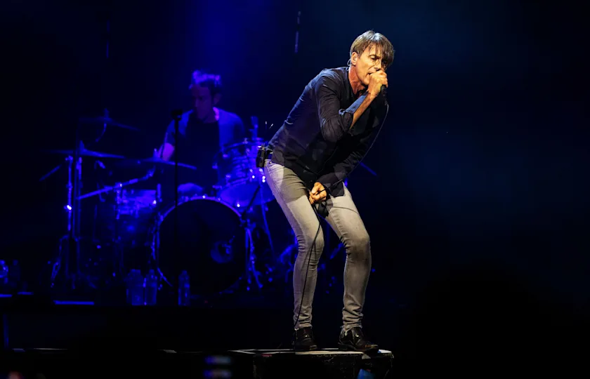 Suede 山羊皮 2026 演唱会《Dancing With The Europeans》柏林站来了：英伦摇滚巅峰现场，柏林乐迷必冲！