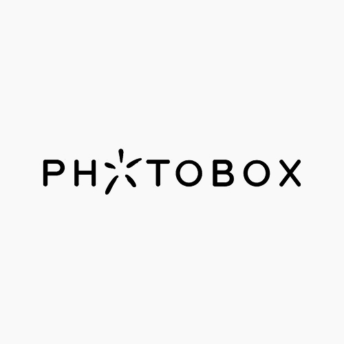 2020年就快过去了,但这一年的回忆要留下吖!PHOTOBOX 低至3折帮你留住回忆留住美好!低至8.9欧收照片日历!